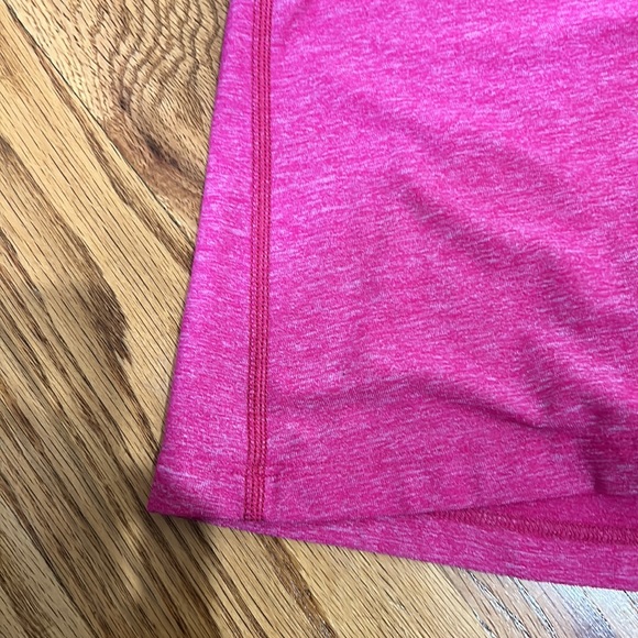 Pink lulu lemon workout top - Picture 3 of 3